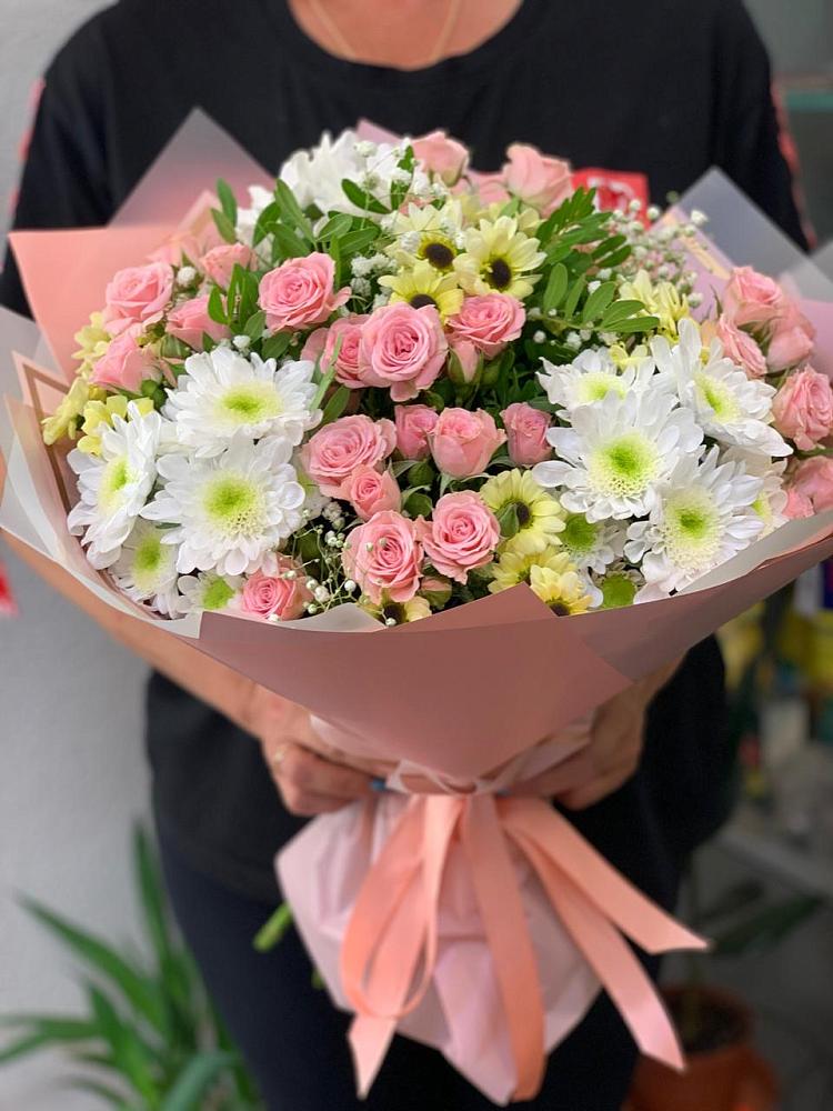 Букет цветов из: Розы и Хризантемы в Гаджиево