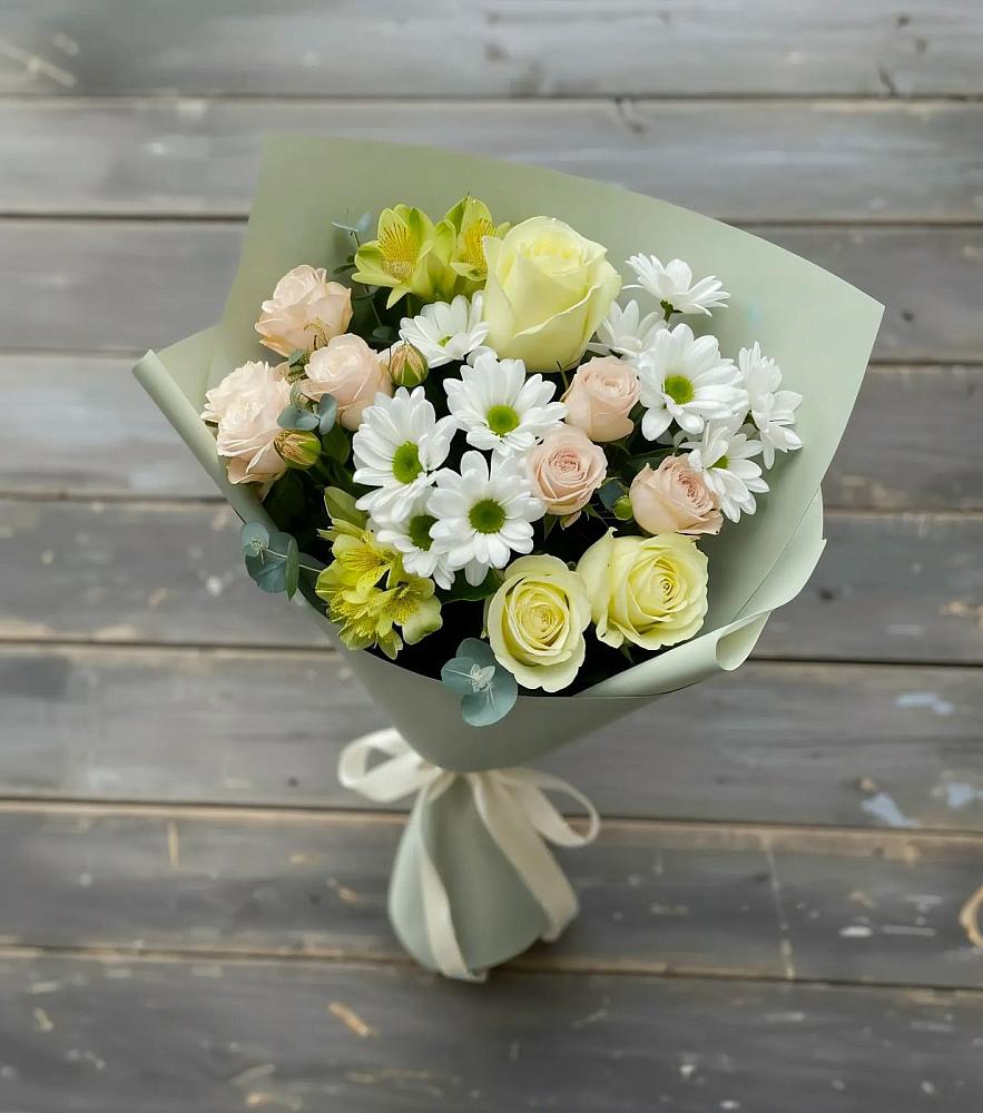 Букет цветов из: Альстромерии, Розы и Хризантемы в Гаджиево