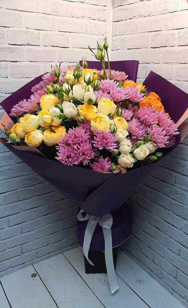 Букет цветов из: Хризантемы и Розы в Гаджиево