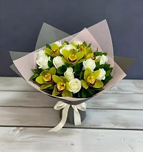 Букет цветов из:  Орхидеи и Розы #REPLACE_PRED# Гаджиево