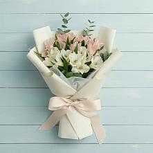 Букет цветов из:  Альстромерии #REPLACE_PRED# Гаджиево