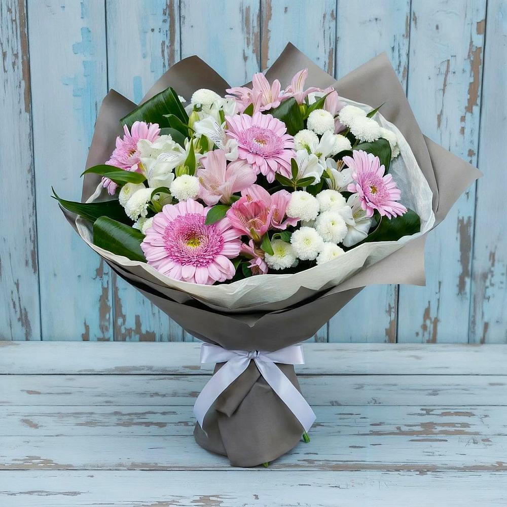 Букет цветов из: Герберы, Альстромерии и Хризантемы в Гаджиево